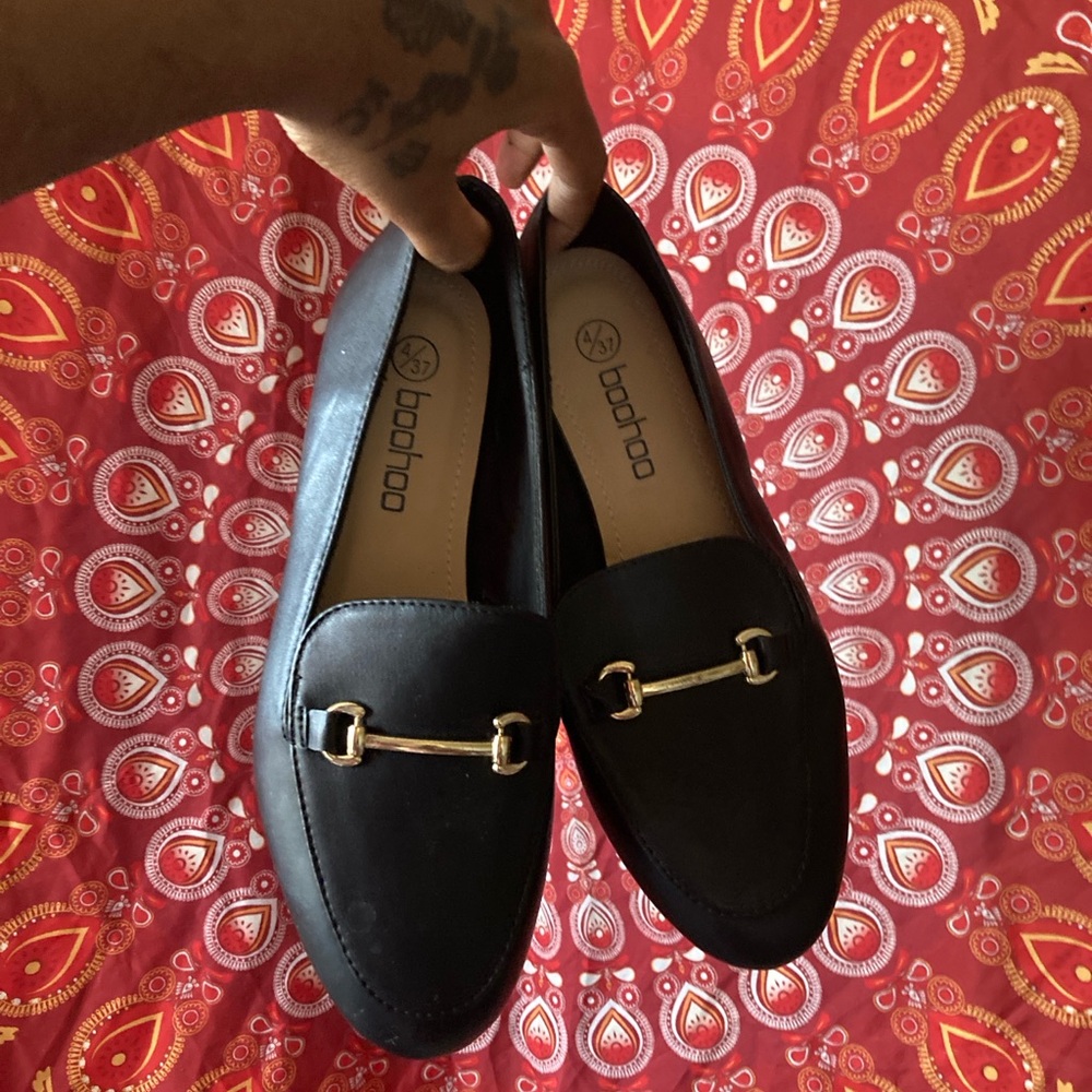 BLACK & GOLD LOAFERS